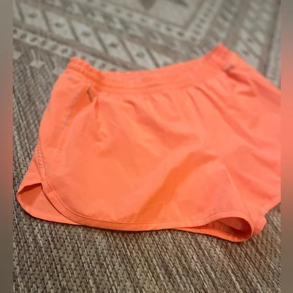 Old Navy Active Stretch Tech Running Shorts | Size Small | Like New | Reflective - Picture 3 of 11
